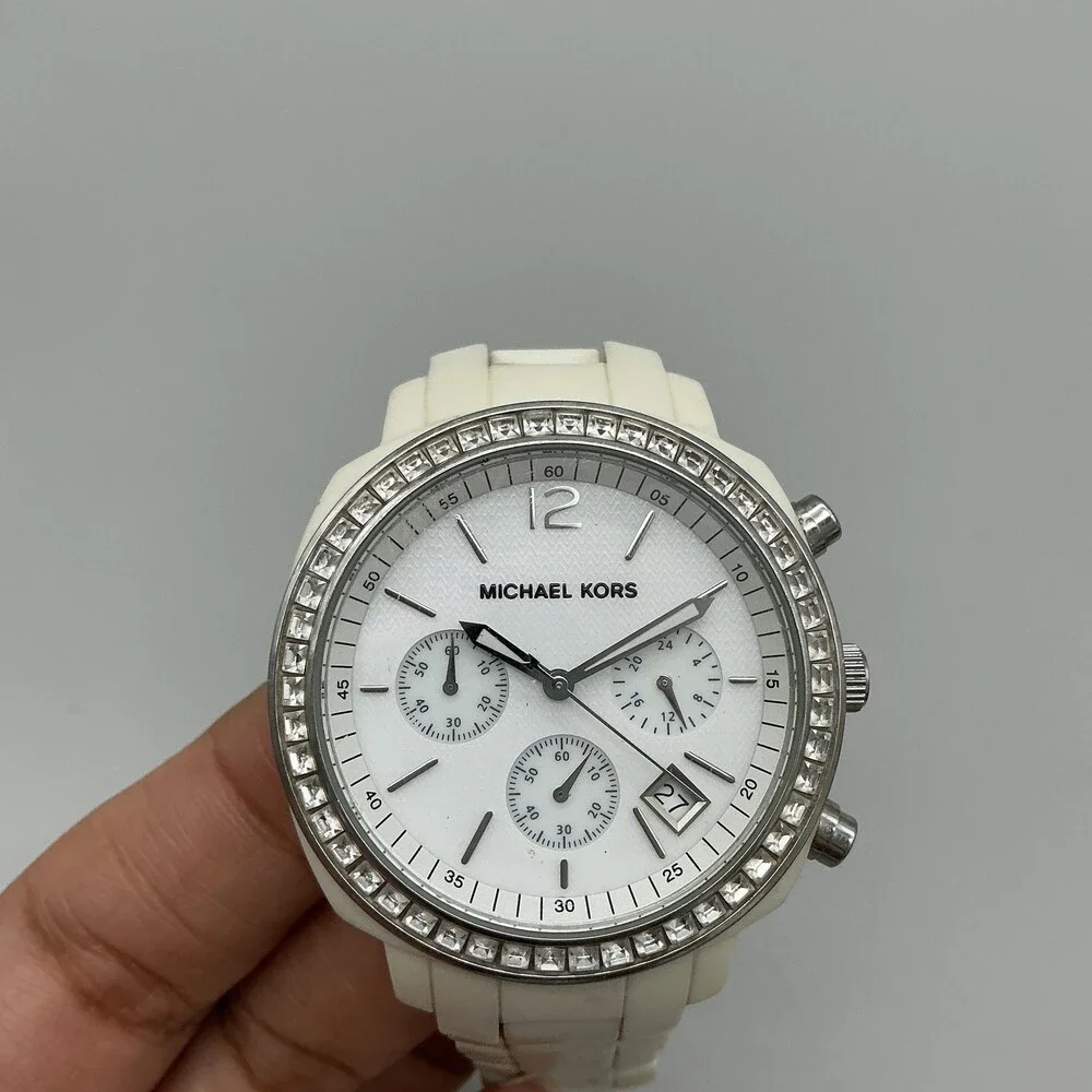 Michael Kors Womens Watch 39mm Silver Tone Chrono MK5079 New Battery 6.5